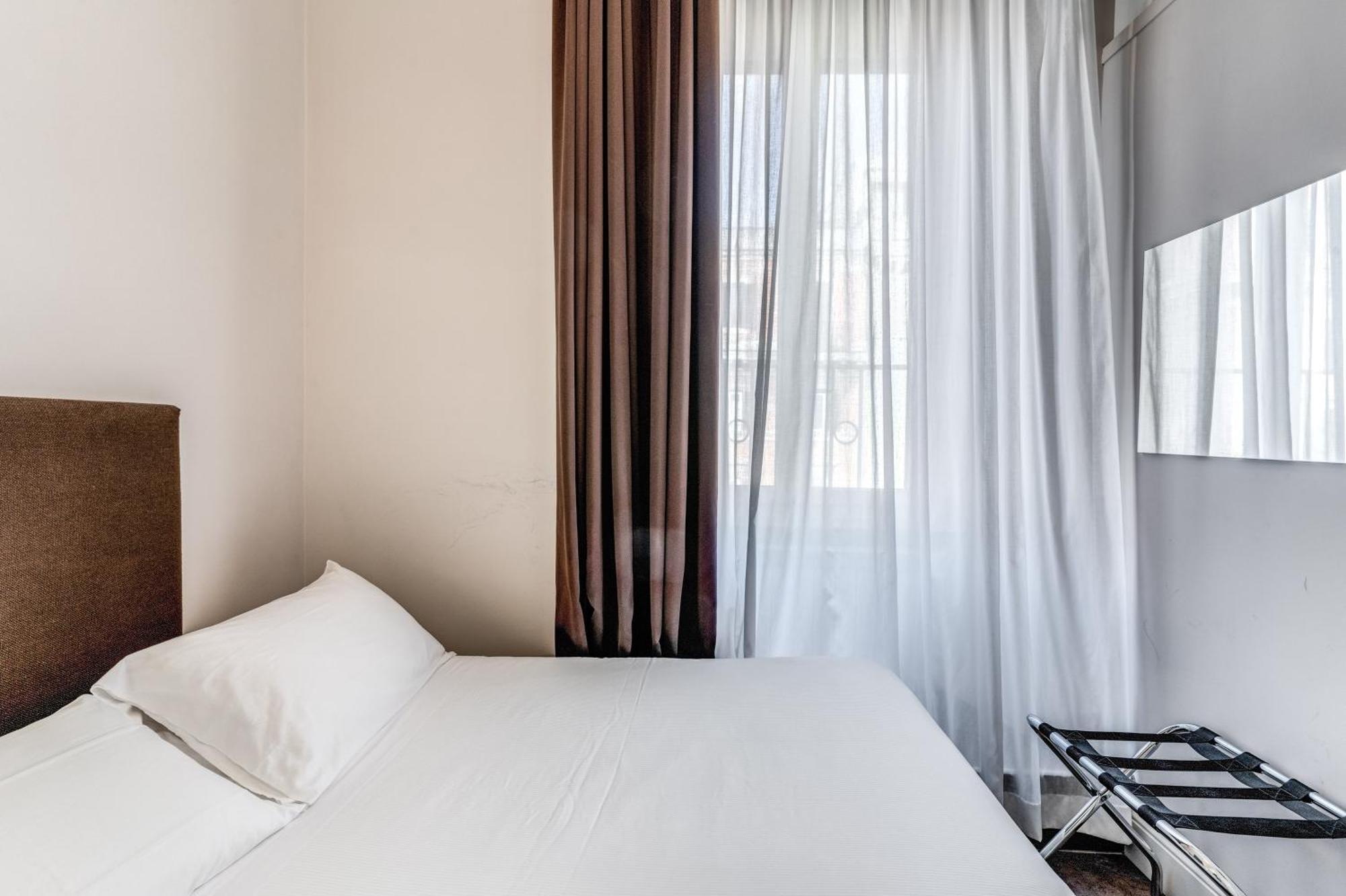 Guest House Cavour 278 ローマ エクステリア 写真