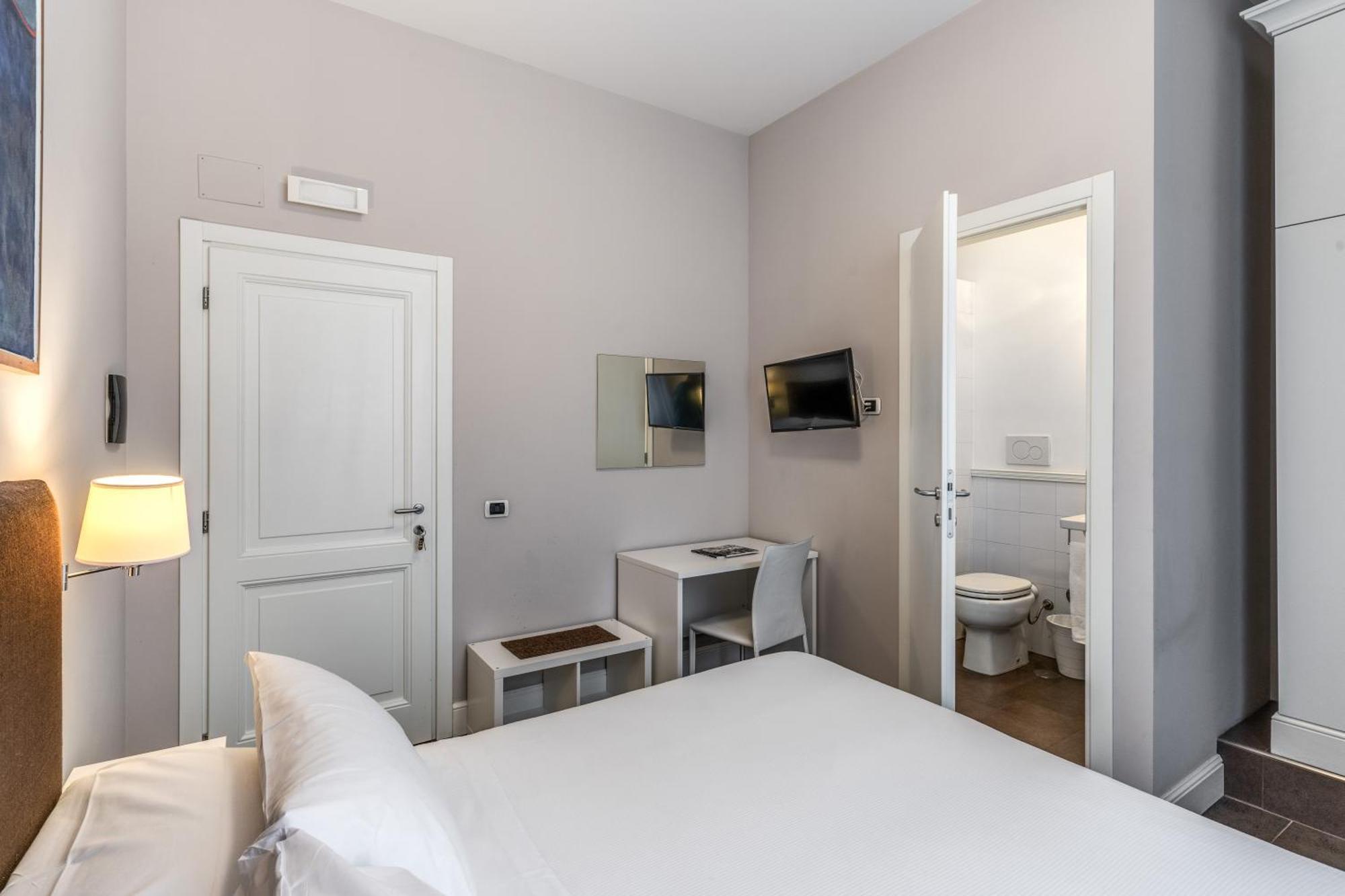Guest House Cavour 278 ローマ エクステリア 写真
